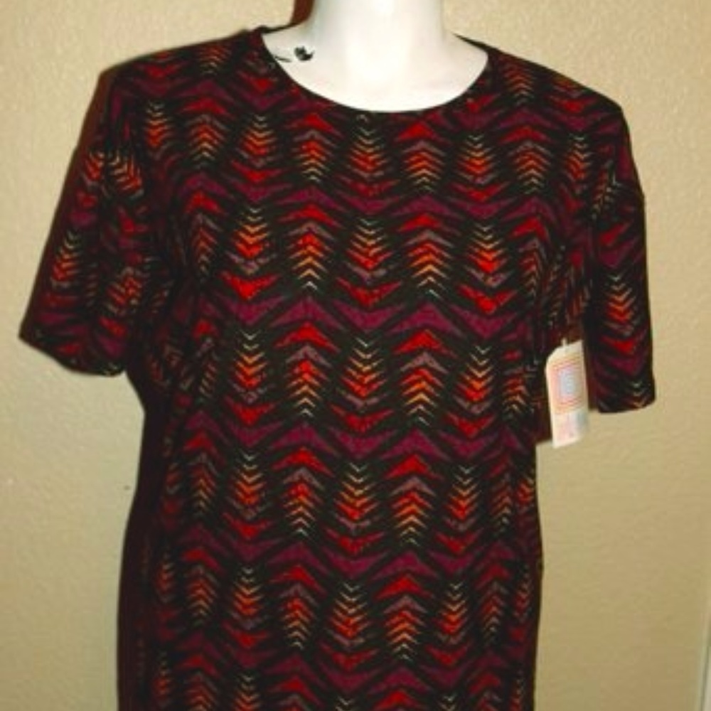 NWT LuLaRoe Irma Shirt in XXS